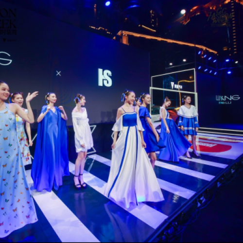 THE FIRST HIGHWAY SHOW IN CHONGQING SETS OFF AT CHAOTIANMEN